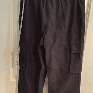 black cargo pants with chain forever 21